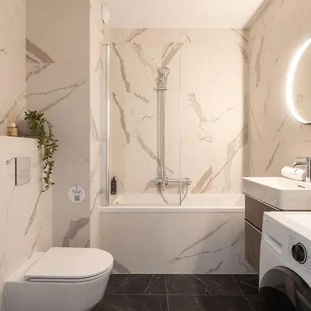 Oh Baby! Premium With Relaxing Bathtub By Lion גדנסק